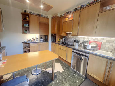 Villa - 217 m² - 8 pièces