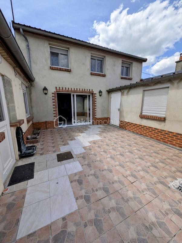 Maison - 111 m² - 4 pièces