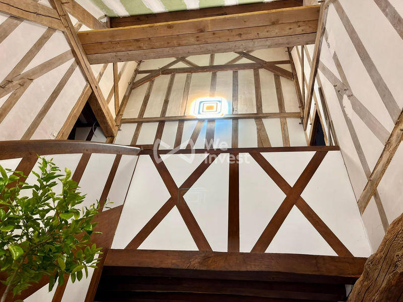 Maison - 180 m² - 8 pièces