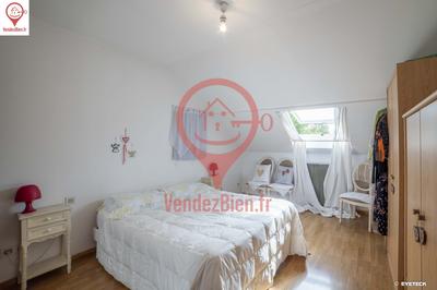 Maison traditionnelle - 130 m² - 5 pièces