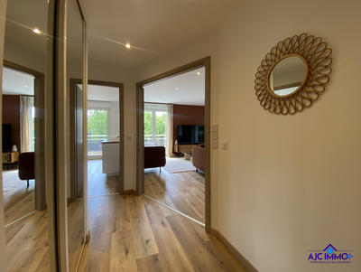 Appartement - 88 m² - 4 pièces