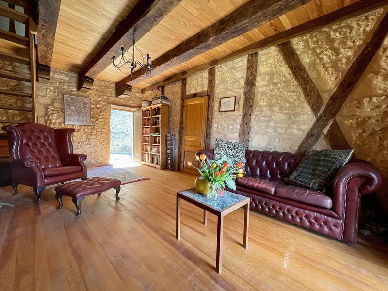 Maison traditionnelle - 88 m² - 4 pièces