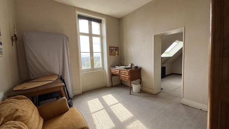 Maison - 147 m² - 7 pièces