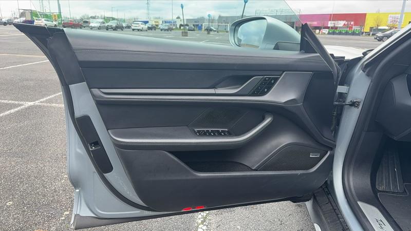 Porsche taycan Turbo 680 - Automatique Entretien constructeur