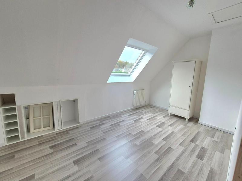 Maison - 102 m² - 7 pièces