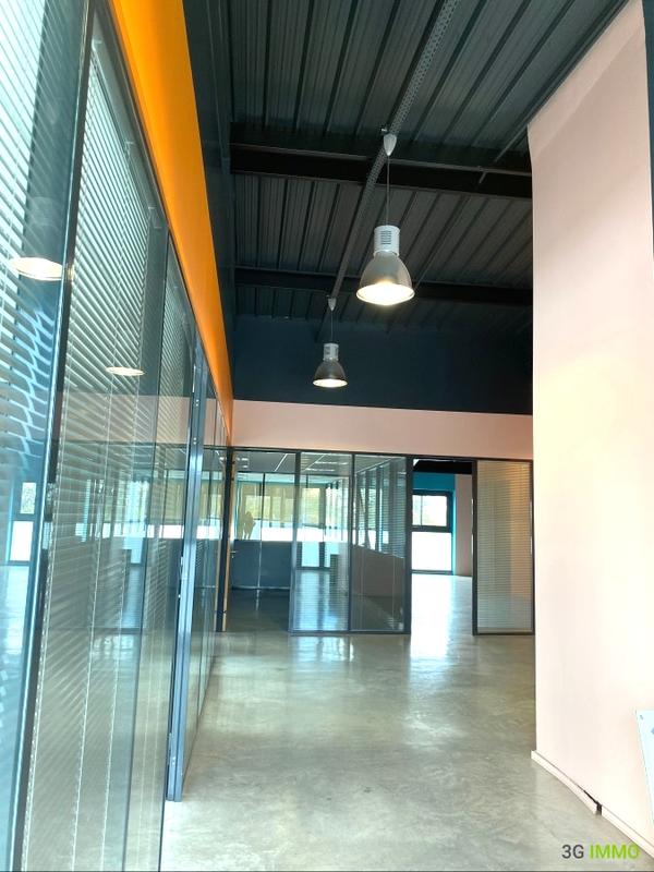 Bureau - 306 m²