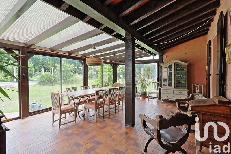 Maison - 200 m² - 6 pièces