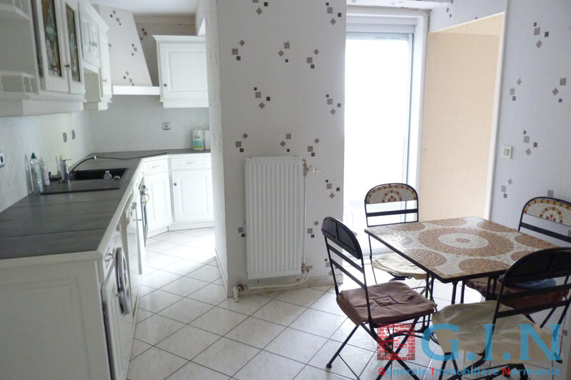 Appartement - 98 m² - 5 pièces