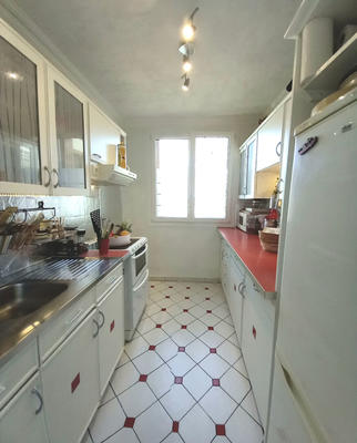 Appartement - 84 m² - 5 pièces