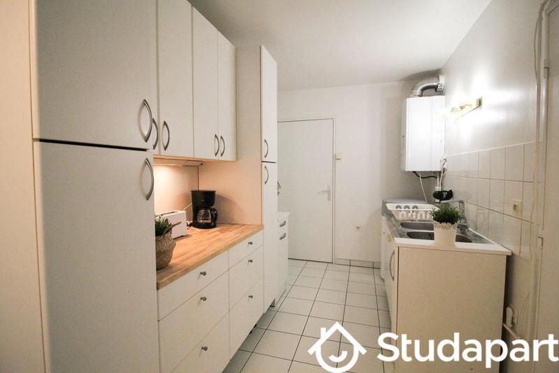 Chambre - 10 m² - 1 pièce