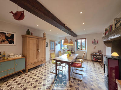 Maison - 185 m² - 7 pièces