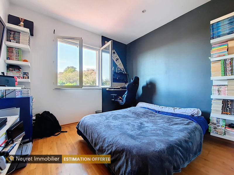 Maison - 121 m² - 6 pièces