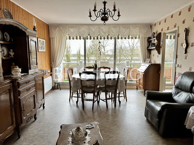 Appartement - 75 m² - 3 pièces