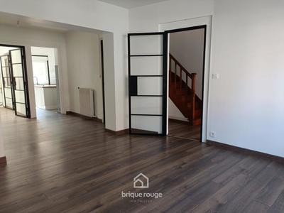 Maison - 97 m² - 4 pièces