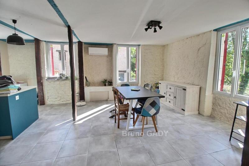 Maison - 160 m² - 7 pièces