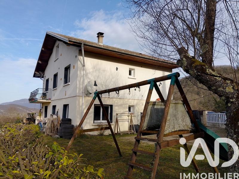 Maison - 135 m² - 6 pièces