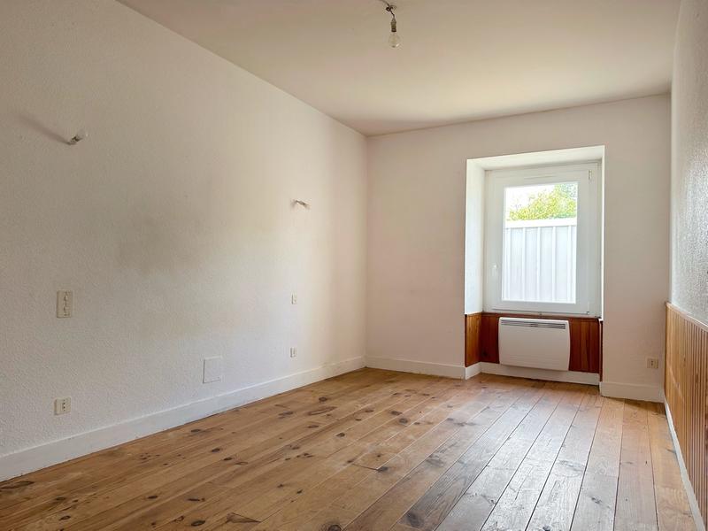 Maison - 96 m² - 4 pièces