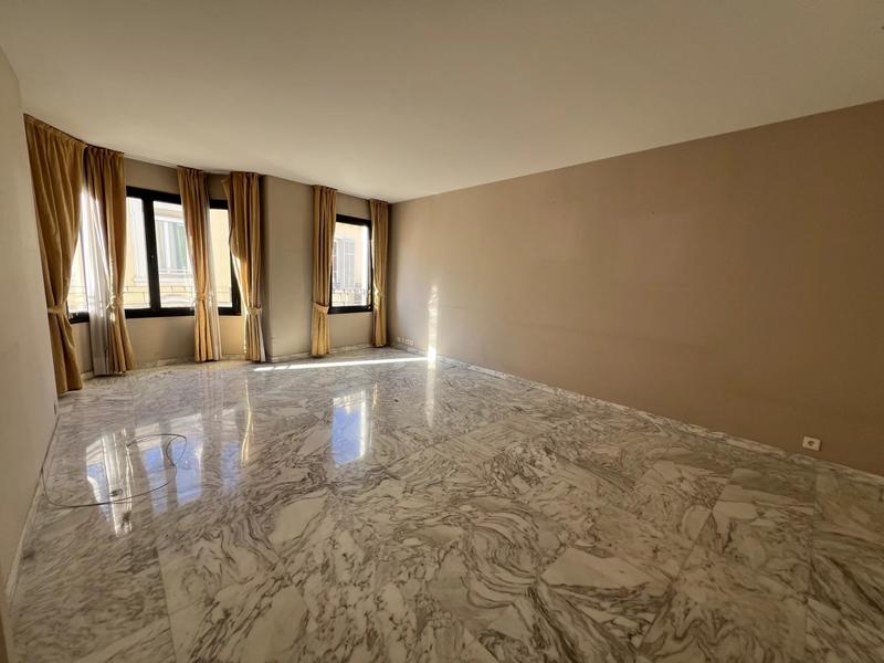 Appartement - 74 m² - 3 pièces