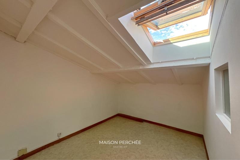 Maison - 113 m² - 7 pièces
