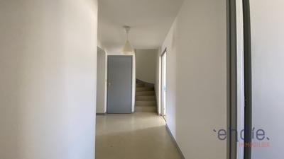 Appartement - 75 m² - 4 pièces