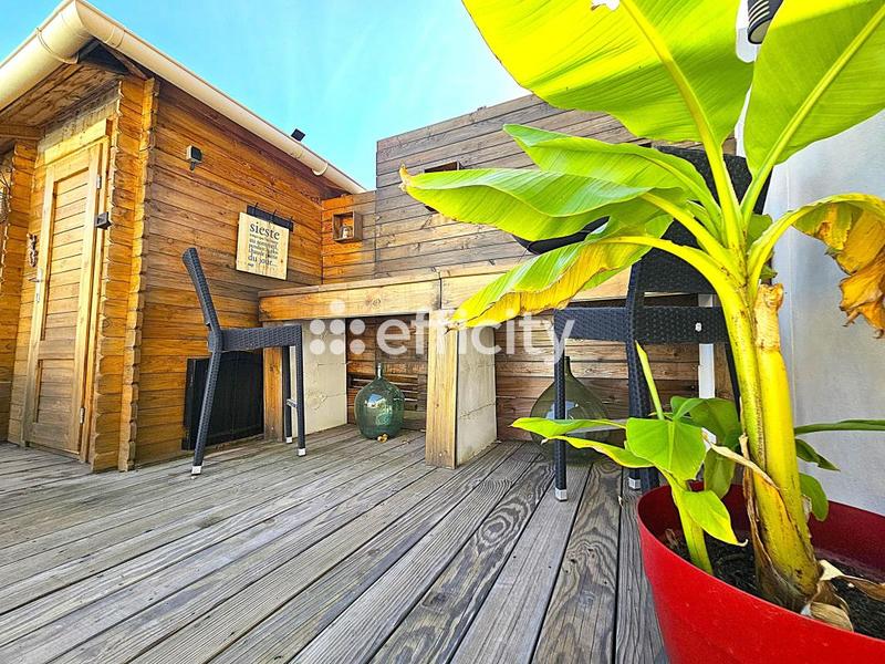 Maison - 93 m² - 4 pièces