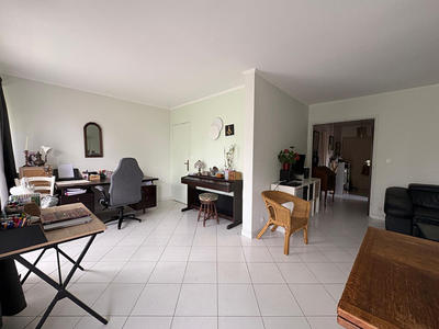 Appartement - 98 m² - 5 pièces