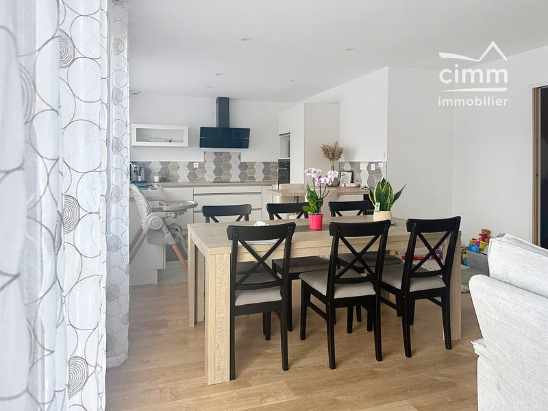 Maison - 103 m² - 5 pièces