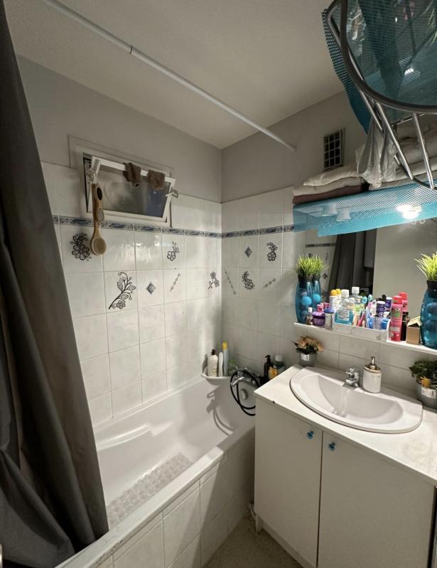 Appartement ancien - 64 m² - 3 pièces