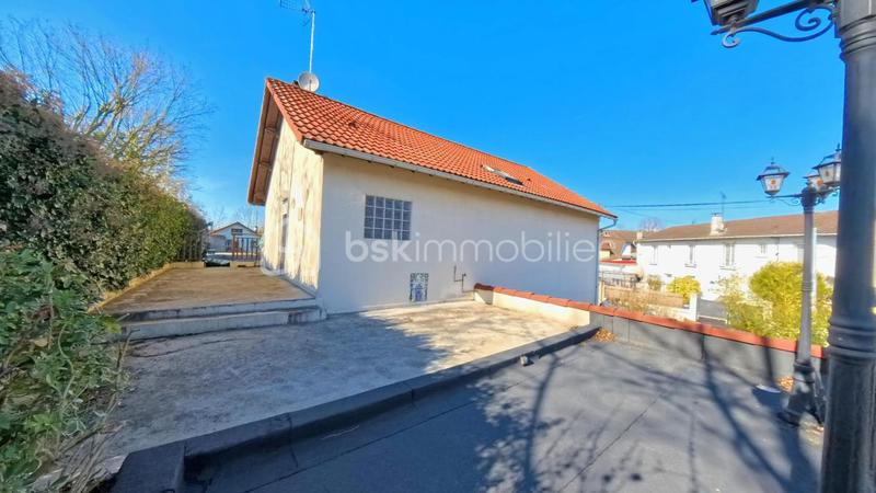 Maison - 170 m² - 7 pièces