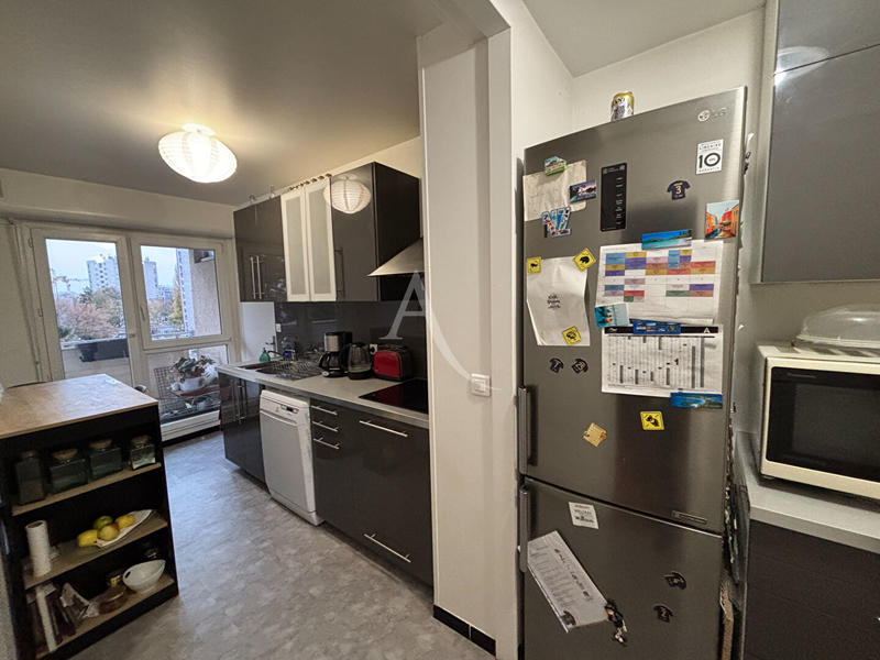 Appartement - 105 m² - 4 pièces