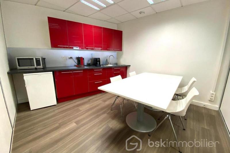 Bureau - 85 m² - 4 pièces