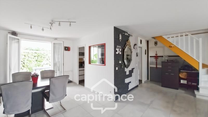 Maison - 195 m² - 7 pièces