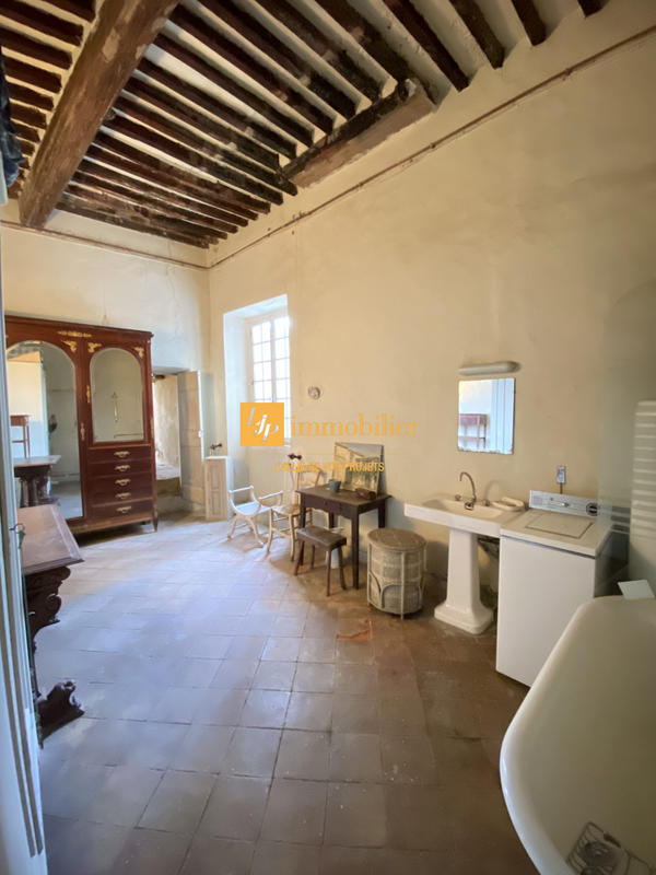 Bastide - 302 m² - 9 pièces