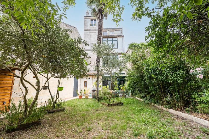 Maison contemporaine - 265 m² - 8 pièces