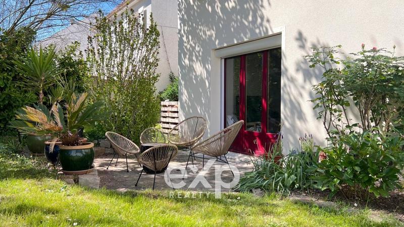 Maison - 208 m² - 7 pièces