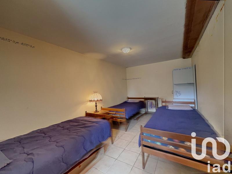 Maison - 340 m² - 9 pièces