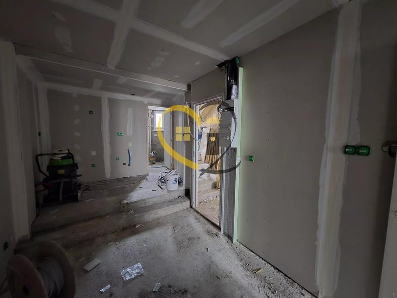 Immeuble mixte - 300 m²