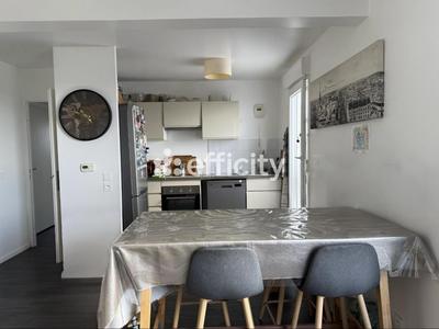 Appartement - 81 m² - 4 pièces