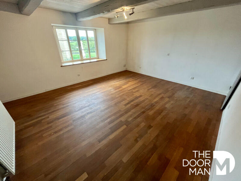 Maison en pierre - 125 m² - 5 pièces