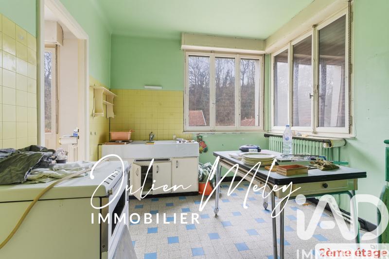 Maison - 185 m² - 10 pièces