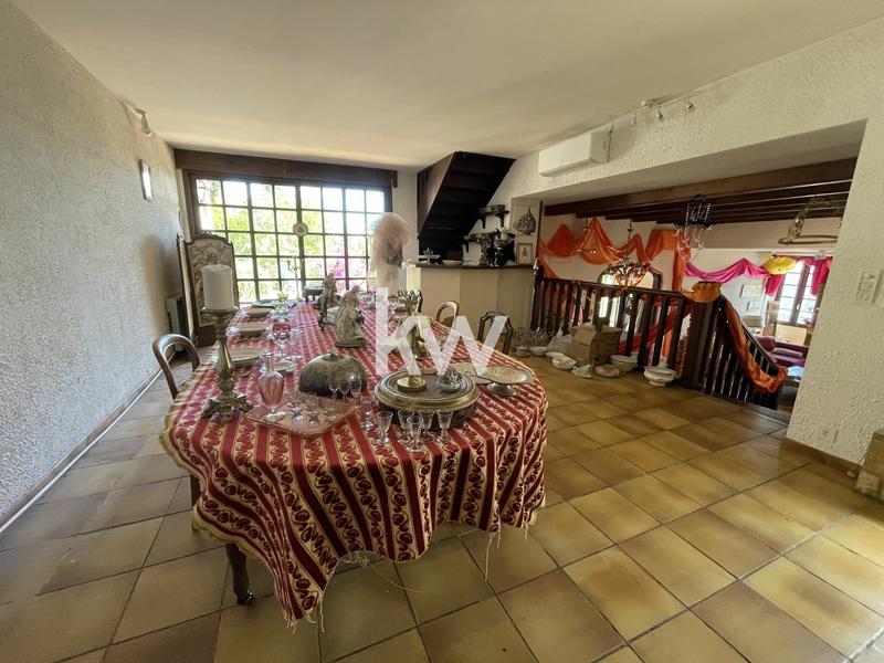 Maison de village - 168 m² - 7 pièces
