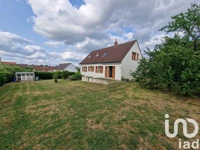 Maison - 280 m² - 7 pièces