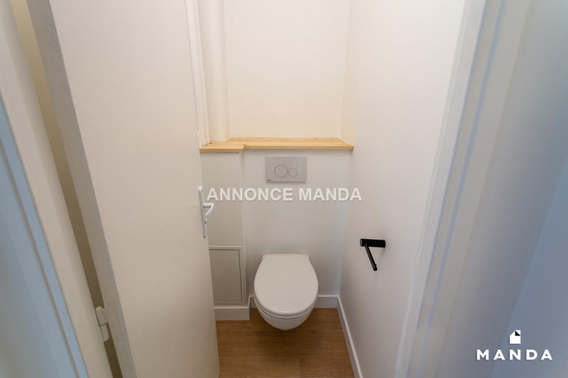 Chambre - 9 m² - 5 pièces