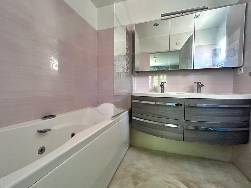 Villa - 146 m² - 5 pièces