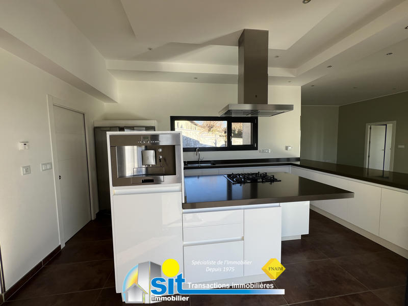 Maison - 150 m² - 6 pièces