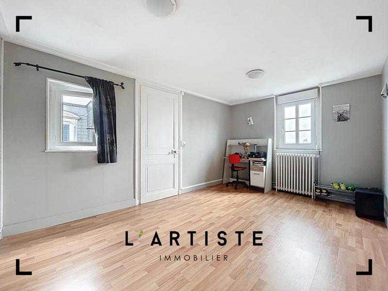 Maison - 152 m² - 6 pièces