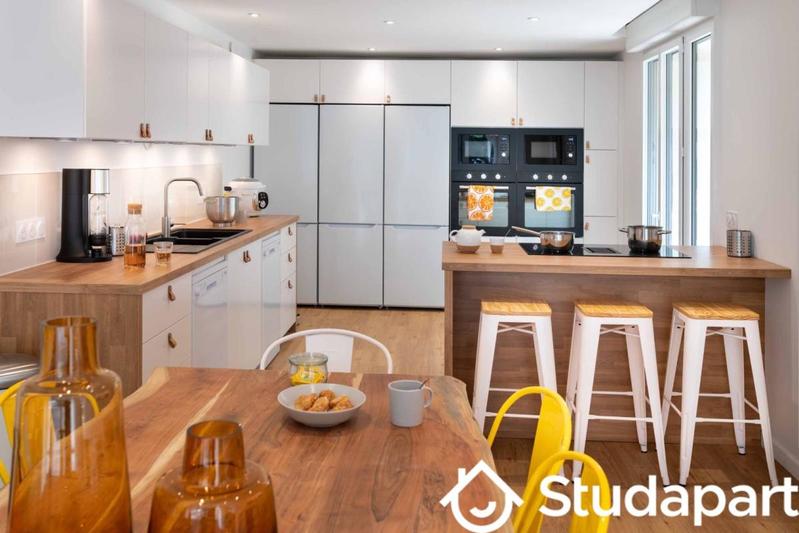 Chambre - 9 m² - 1 pièce