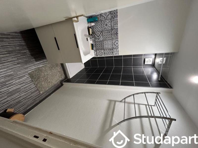 Chambre - 14 m² - 1 pièce