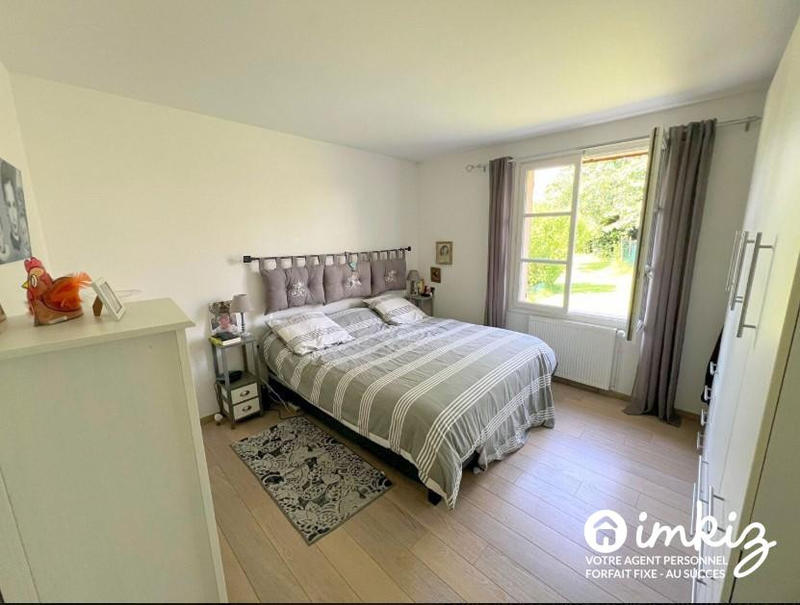 Maison - 200 m² - 8 pièces