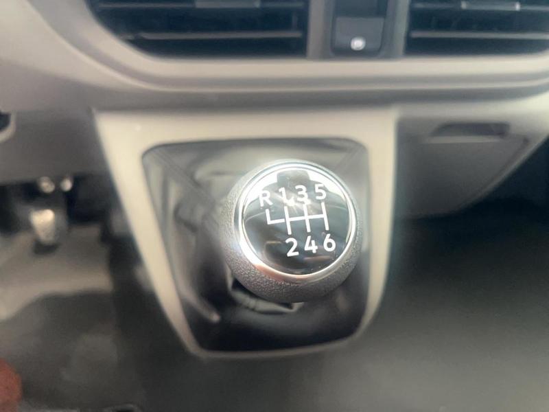 Volkswagen Transporter Van L1h1 2.0 Tdi 150 Bvm6 Business